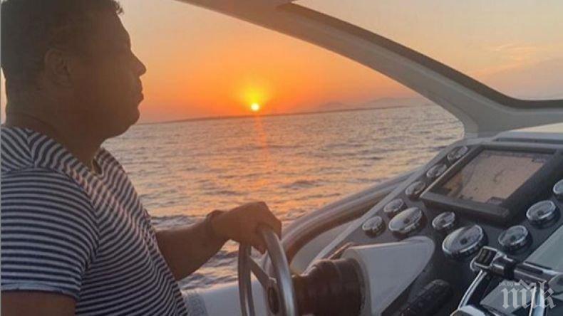 Легендата Роналдо подкара яхта край Ибиса