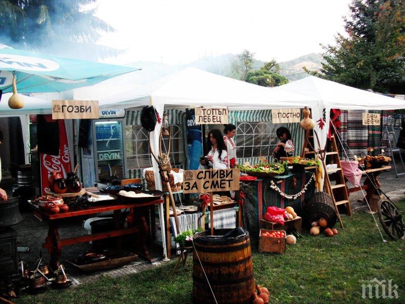 В троянското село Орешак започва традиционният панаир на занаятите