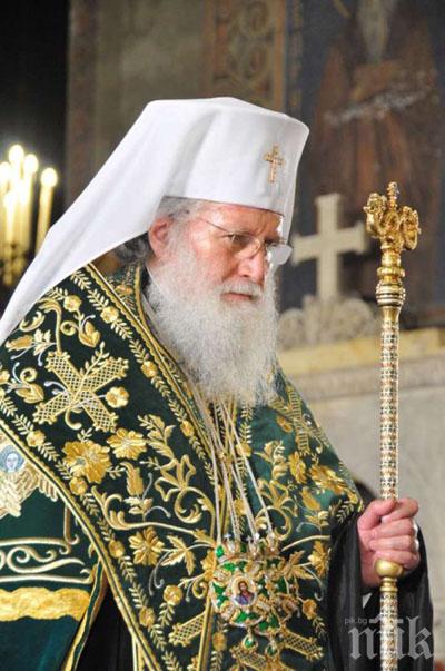 Патриарх Неофит ще отслужи Успение Богородично в храма Св. Александър Невски