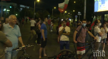 експертно криминален психолог разби една опорките хулиганите румънското посолство