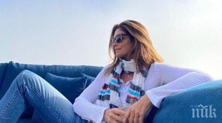 краката синди крофорд изненадаха феновете снимка