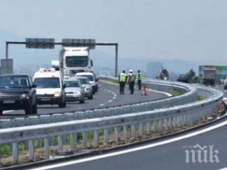 вкарват трафика струма една лента