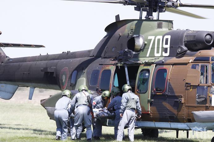 Американци тренират бързо въже на полигона Ново село (СНИМКИ)