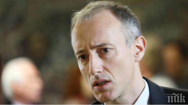 Карантинират само началните учители при COVID–19 в класа