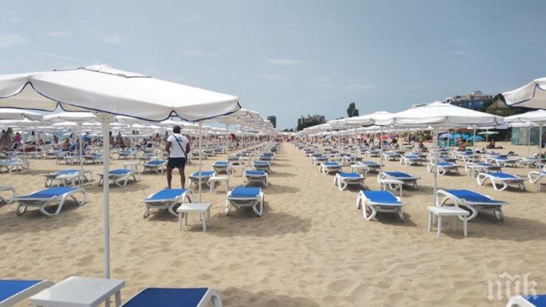 СРАВНЕНИЕ: Безплатните чадъри и шезлонги по Южното Черноморие – пет пъти повече от тези на север