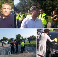 Христо Иванов-Маджото изпадна съвсем - клечи да раздава листовки по градинките (СНИМКИ)