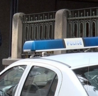 Психично болна жена тормози цял блок в 