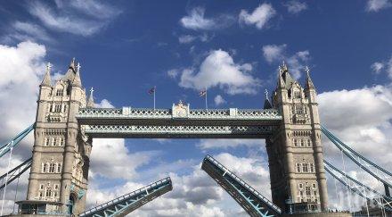 хаос лондон тауър бридж блокира хиляди заклещени видео