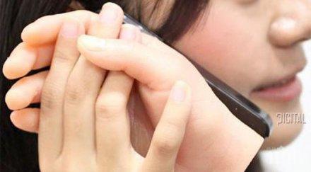 издават модните детайли характера