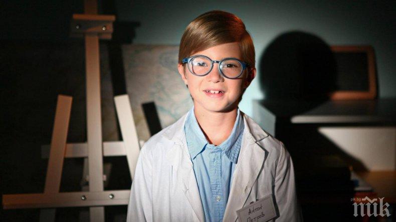 Мартин Паунов се готви с научни експерименти за Случаят Тесла