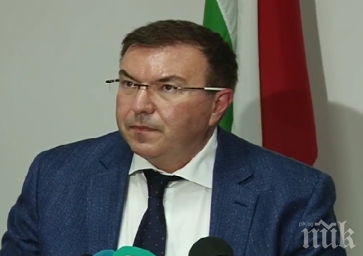 Здравният министър е на посещение във Варна