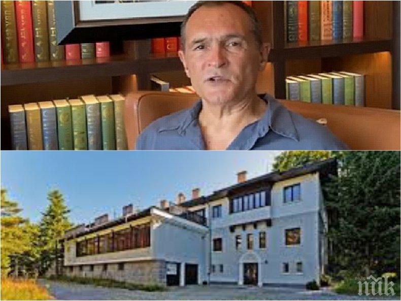 УДАР: Събарят незаконните постройки на Божков във вила „Аглика“