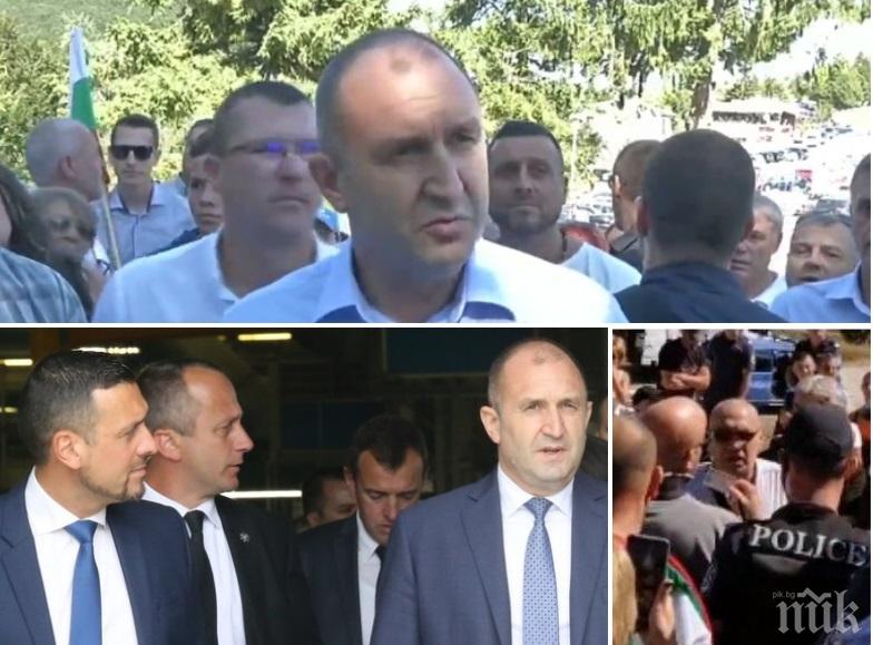 Кметът на Елин Пелин от ВМРО пак сред клакьорите на Радев. Това ли е банката с кадри на обединителя на нацията?