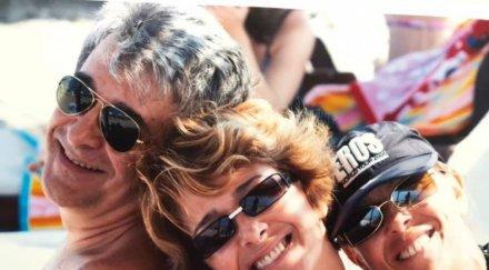 години късно вижте катето евро жената орлин горанов русалки басейна снимки