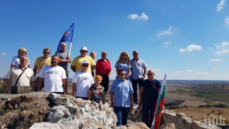 Валери Симеонов: Знаковата крепост Русокастро трябва да заеме своето място в учебниците и културно-историческия ни туризъм (СНИМКИ)