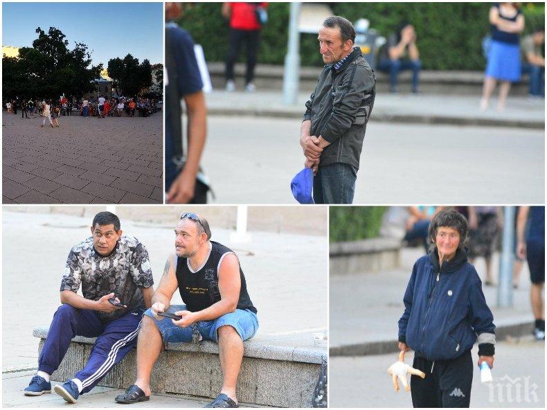 Дори Йоло Денев не дойде на протеста на жълтите книжки пред МС (СНИМКИ)