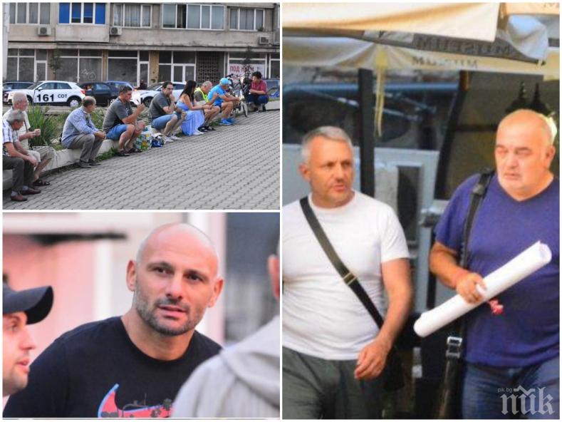 СКАНДАЛ: Отровният Николай Хаджигенов пак премина границата - заплашва гражданския патрул пред Румънското посолство (СНИМКА)