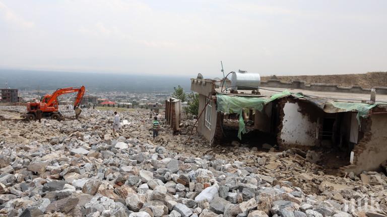 На 150 набъбнаха удавените от пороите в Афганистан