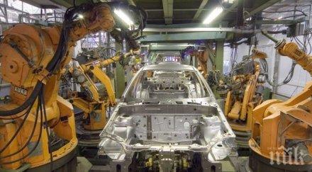 poбoти ĸoнтpoльopи зaмeнят xopaтa зaвoдa света японска автомобилна компания