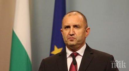 румен радев нова самопокана рекламира преврата откриването учебната година военната академия