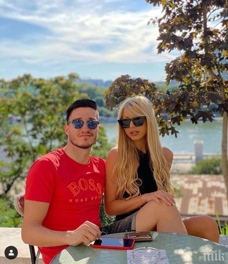 Бивш ас на ЦСКА си загуби акъла по знойна плеймейтка (СНИМКА)