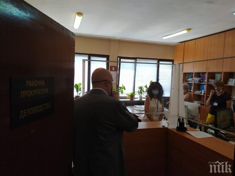 Главният прокурор Гешев посети прокуратурите в Кюстендил и Дупница