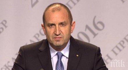 политологът михаил кръстев новината квалифицирано мнозинство импийчмънт румен радев