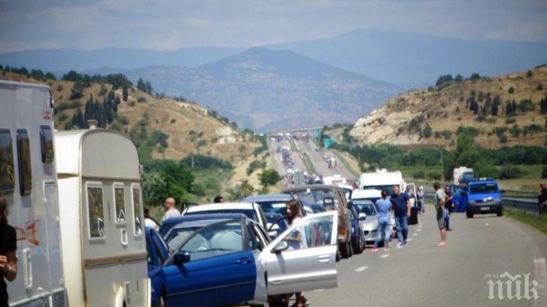 Очаква се тежък трафик в цялата страна заради дългия уикенд