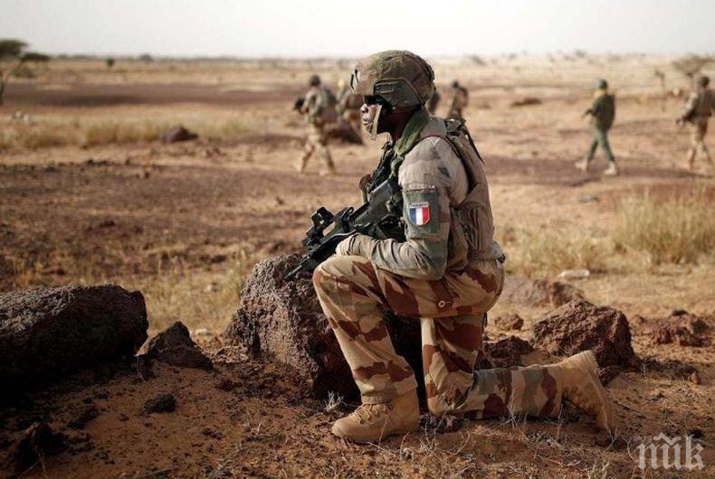 Двама френски военнослужещи са убити в Мали