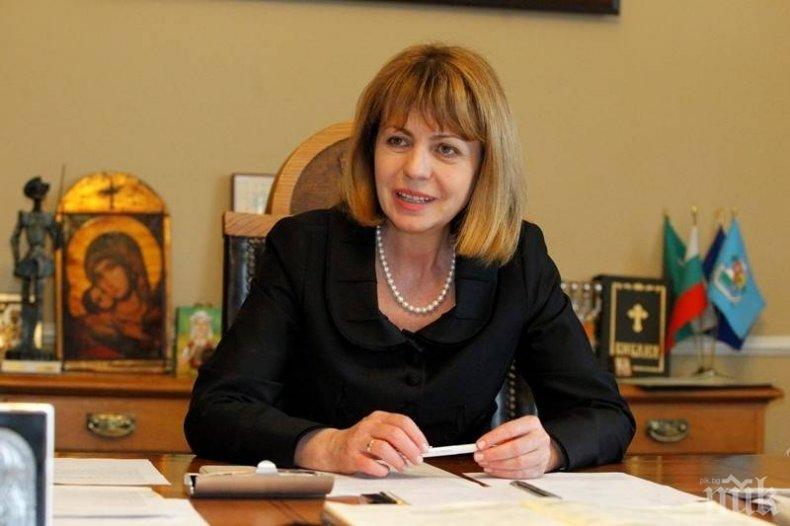 Фандъкова: Съединението е целта, която предците ни постигнаха сами и заветът, който само заедно можем да опазим