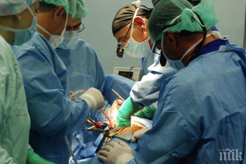 Полицай тикна крадла в затвора, а тя ...

 