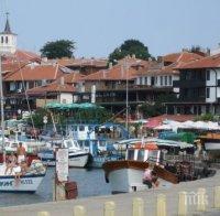 Несебър посрещна първите чуждестранни туристи