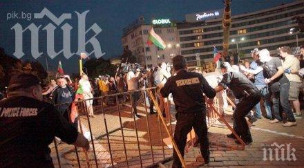 петър волгин пик ретро истински протести без истински бой