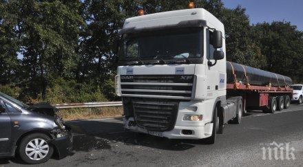 камион тръби газопровода гърция българия катастрофира хасково снимки