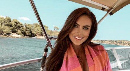 лили клюкарката припича луксозна яхта