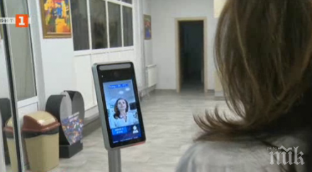 термокамери измерват температурата учениците столичното училище