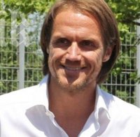 Щутгарт изхвърли Бруно Лабадия, назначи Томас Шнайдер за треньор