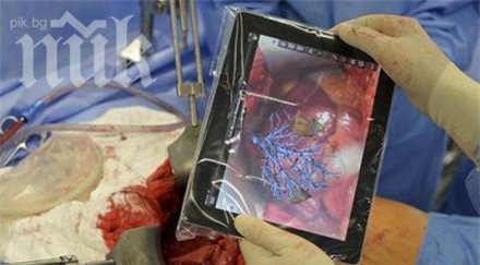 революция медицината оперират таблет