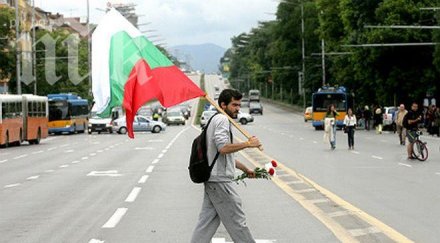 журналисти настояват забрана протестите