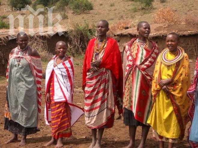 Двама кенийци се ожениха за една жена, ще я посещават на смени