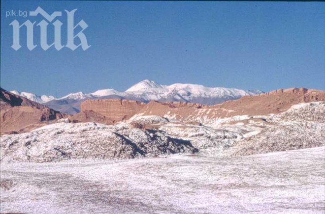 Аномалии! В пустинята Атакама вали сняг - най-силният от 30 години