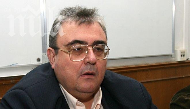 Ог. Минчев: Президентът е единственият демократ, представляващ България в момента Ог. Минчев: Президентът е единственият демократ, представляващ България в момента