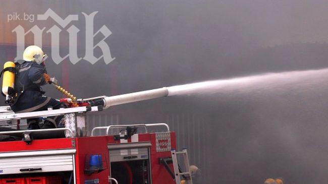 Огнеборци гасили 138 пожара днес