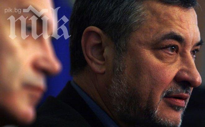 Валери Симеонов: Сидеров е възкръснал Ленин, плащат му БСП и ДПС