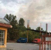 Още два екипа се включиха в гасенето на пожара в Захарния комбинат на Пловдив