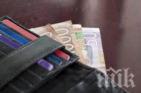 ОТ 2021 ГОДИНА: Сърбия увеличава минималната заплата с 6,6%