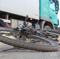 Млад шофьор помете велосипедист и го уби