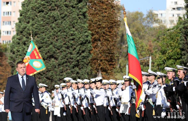 Каракачанов: Младите започват да осъзнават, че воинската професия е добра перспектива