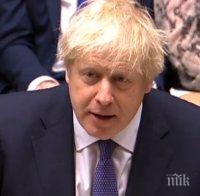 Борис Джонсън заплашва да въведе шестмесечни ограничителни мерки заради пандемията във Великобритания