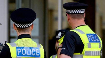 шокиращо убийство арестант застреля полицай участък лондон